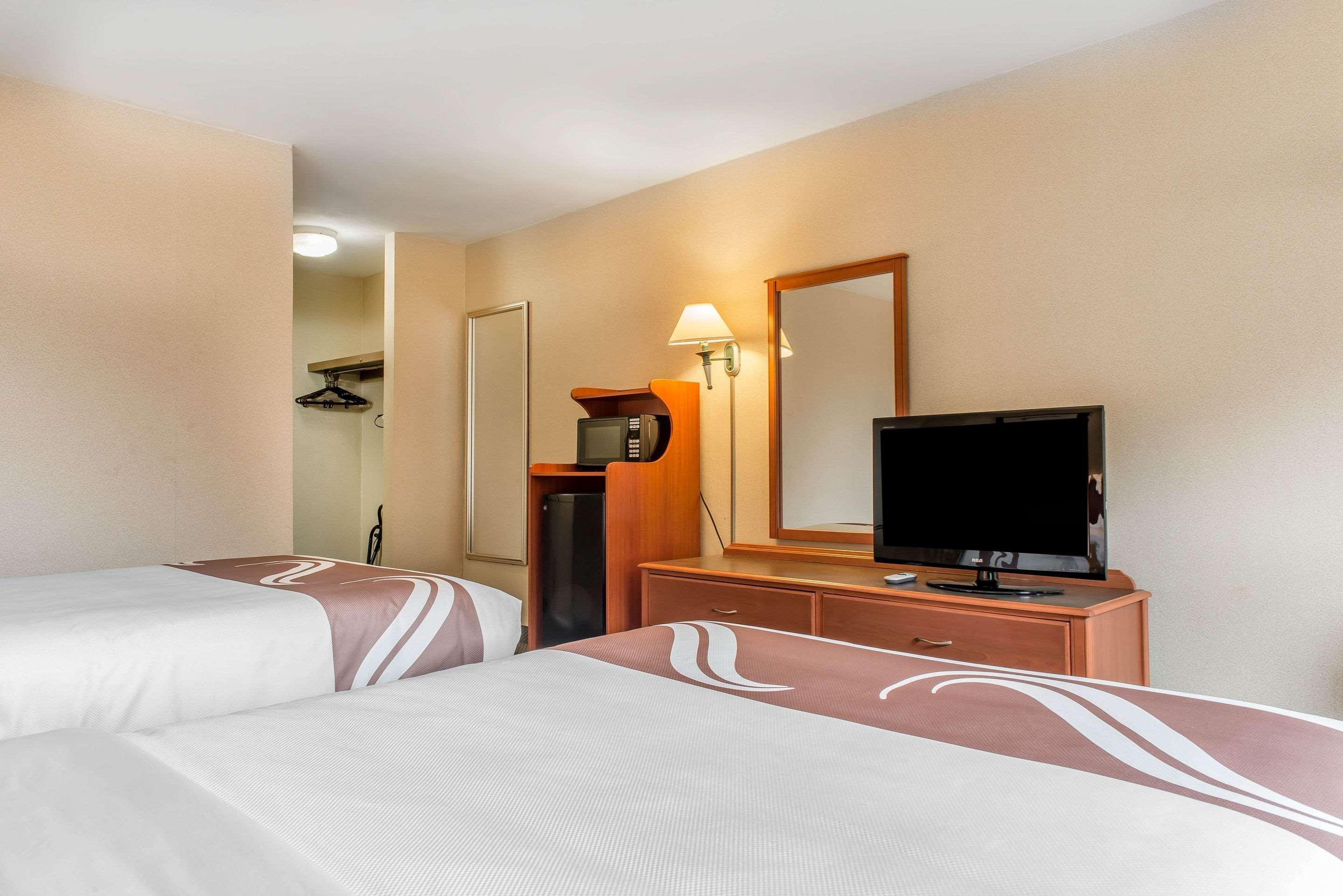Quality Inn Hermitage Bagian luar foto