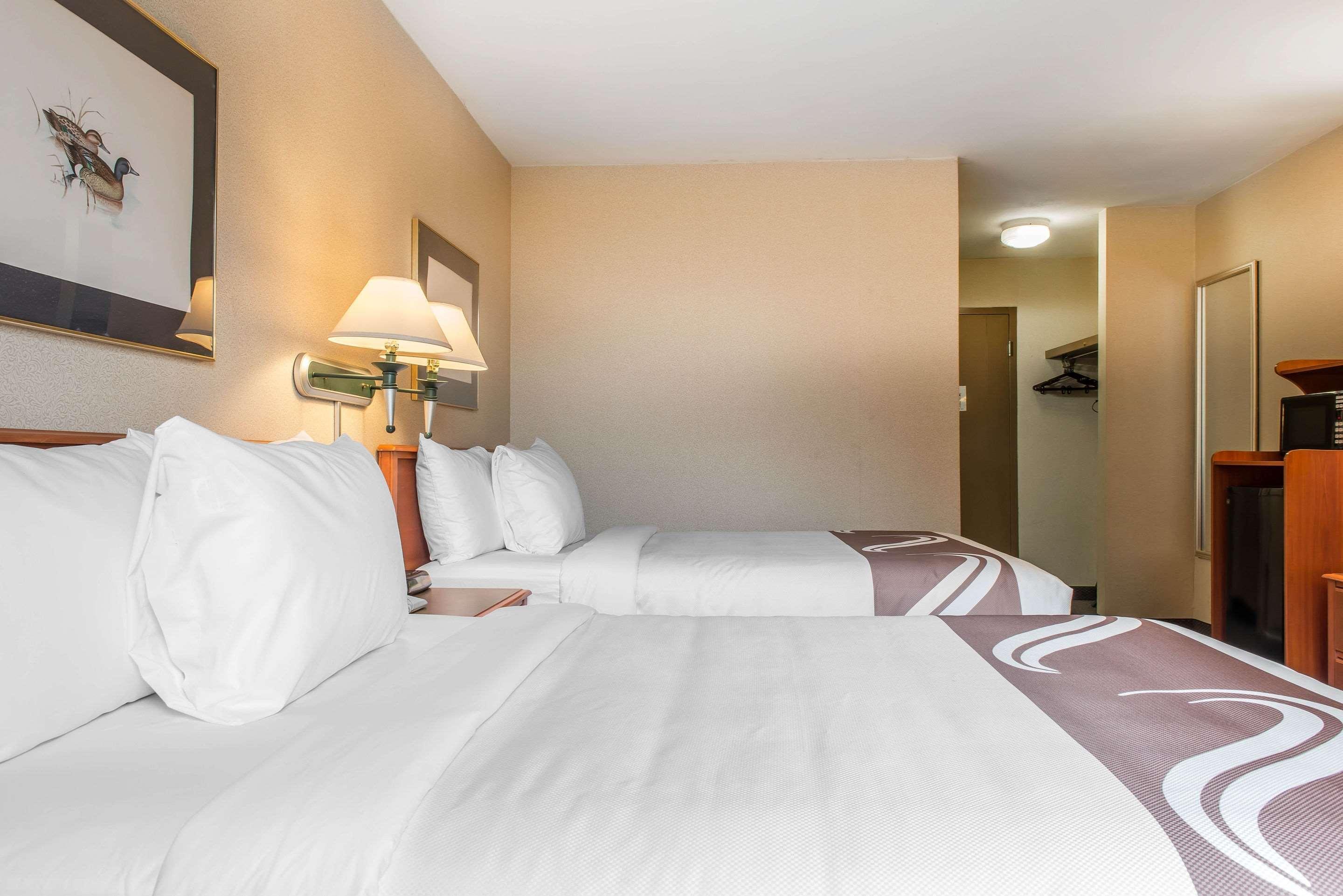Quality Inn Hermitage Bagian luar foto