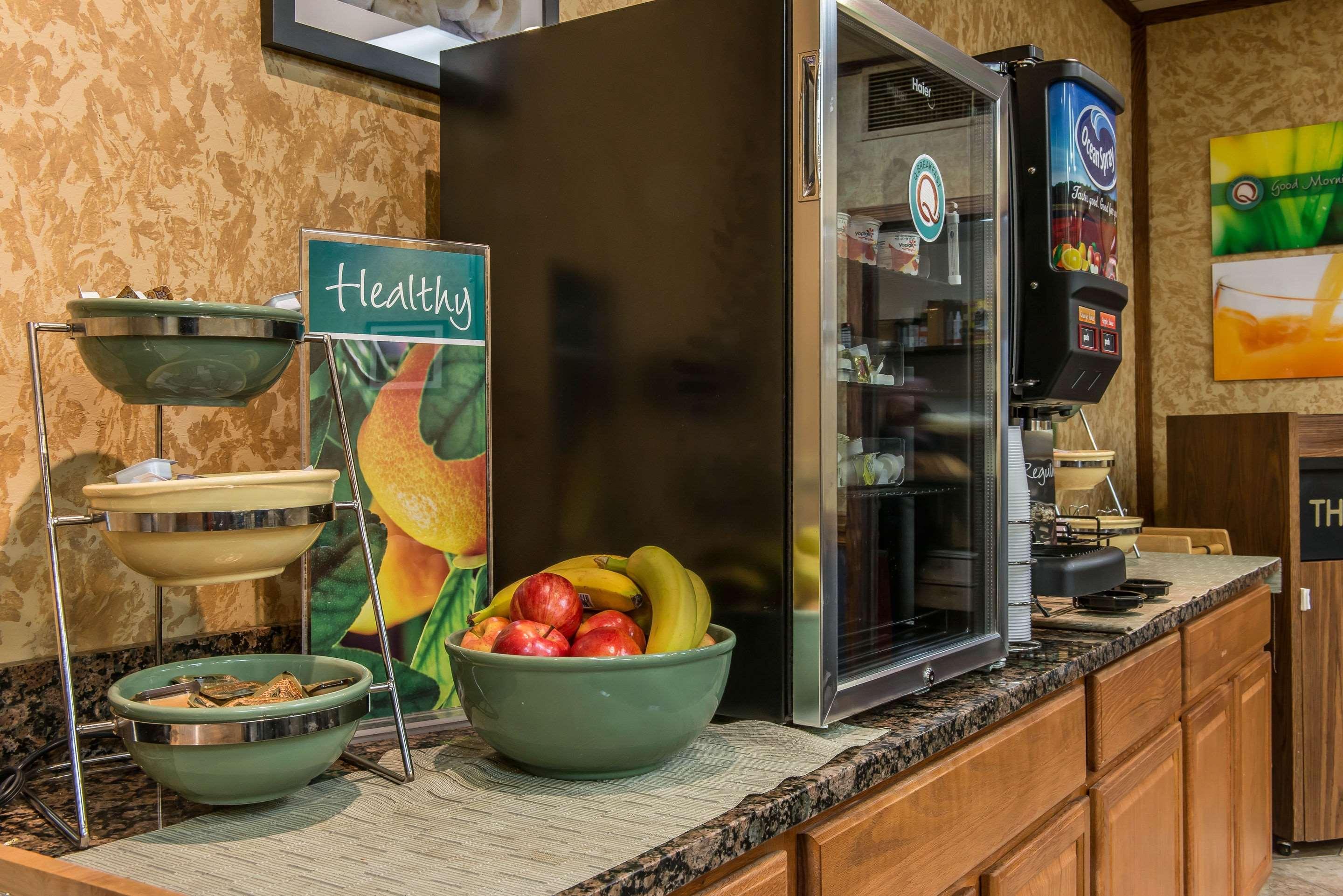 Quality Inn Hermitage Bagian luar foto