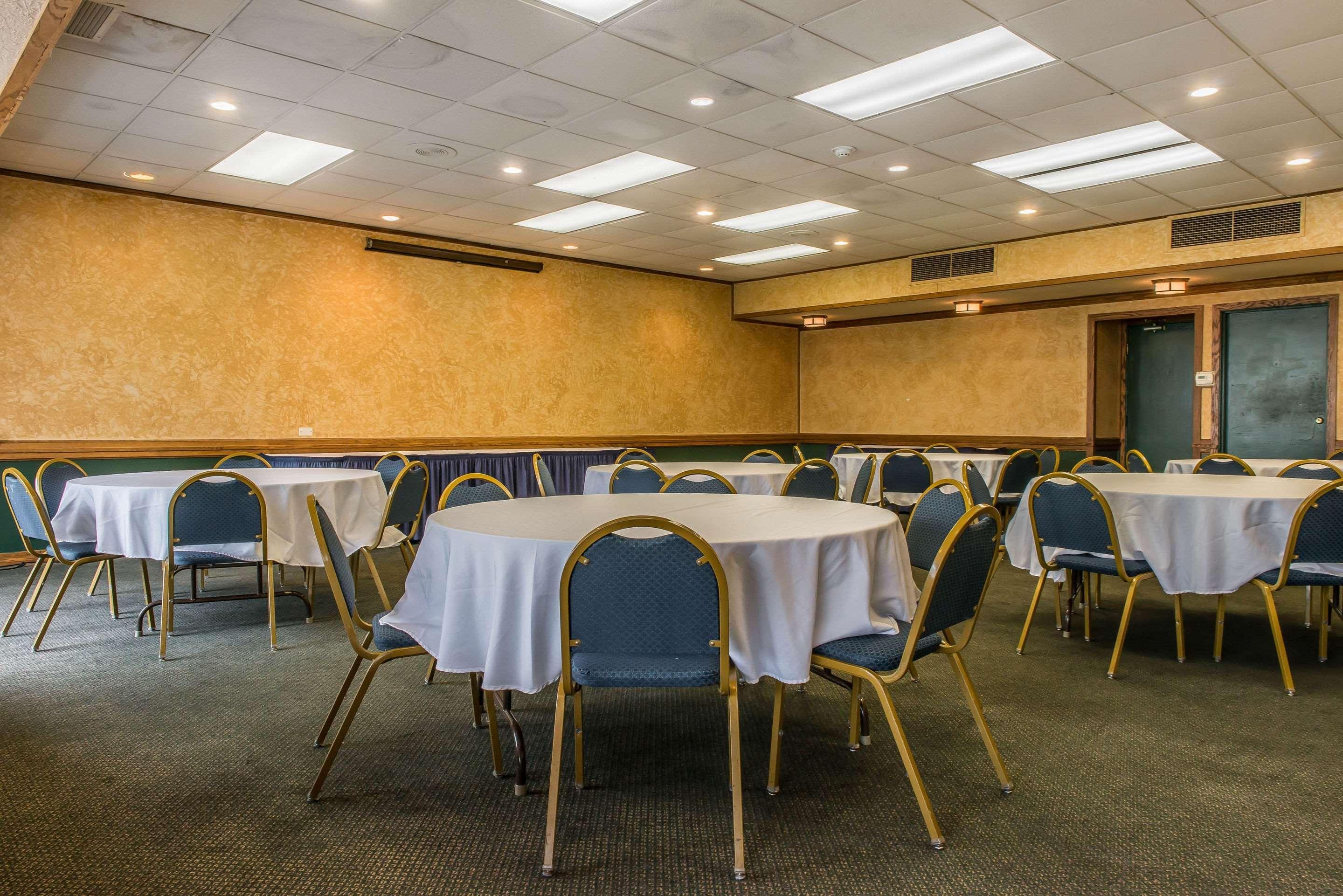 Quality Inn Hermitage Bagian luar foto