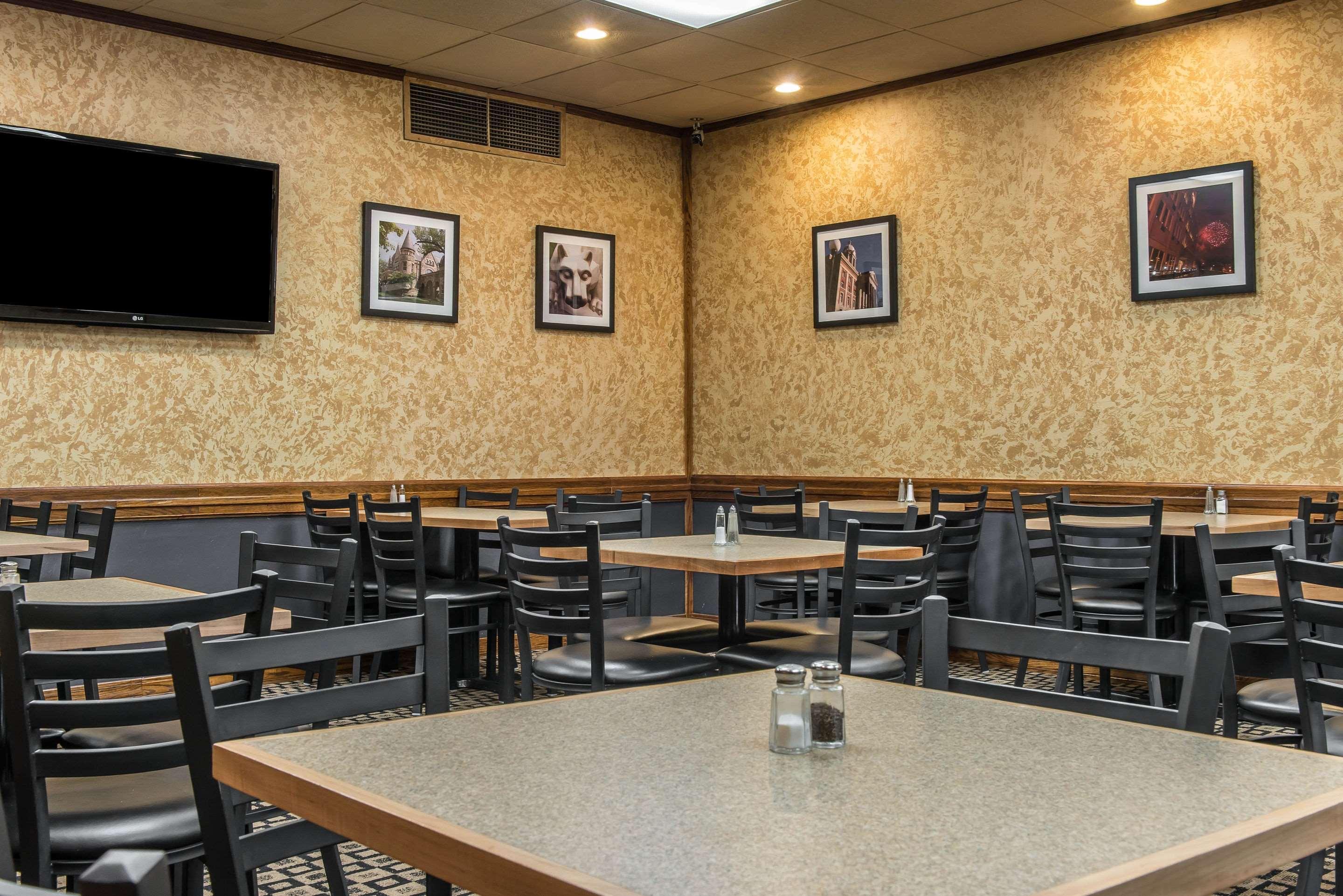 Quality Inn Hermitage Bagian luar foto