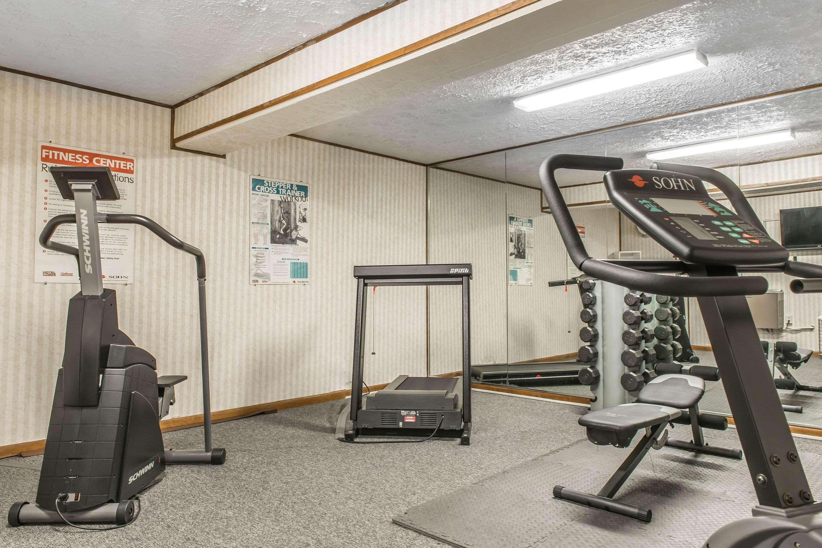 Quality Inn Hermitage Bagian luar foto