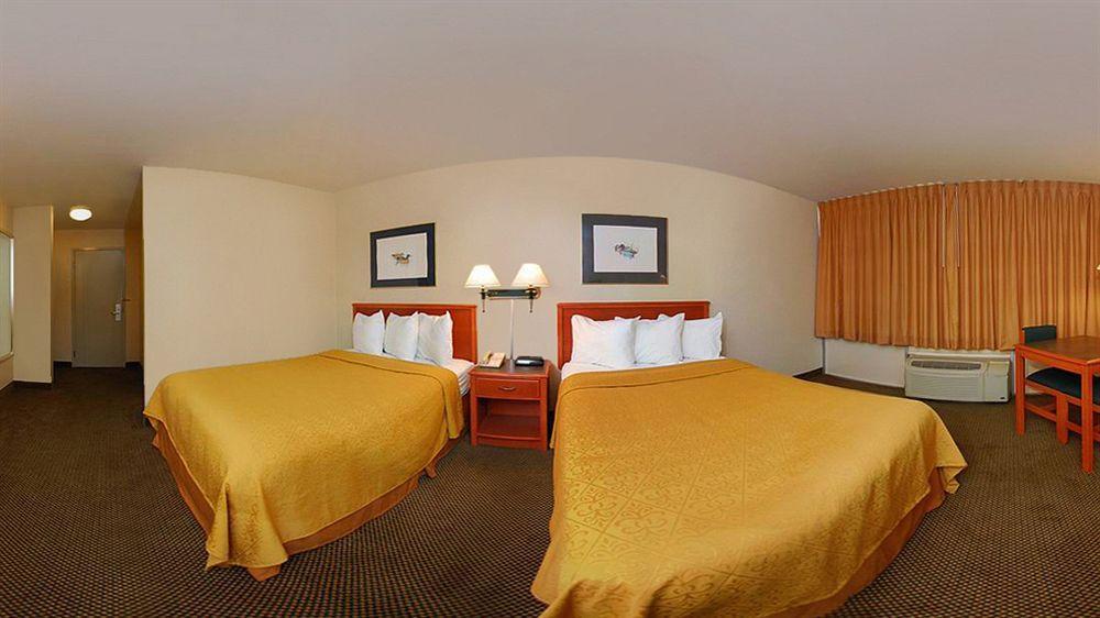 Quality Inn Hermitage Bagian luar foto