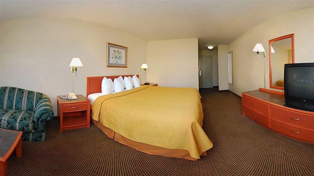Quality Inn Hermitage Bagian luar foto